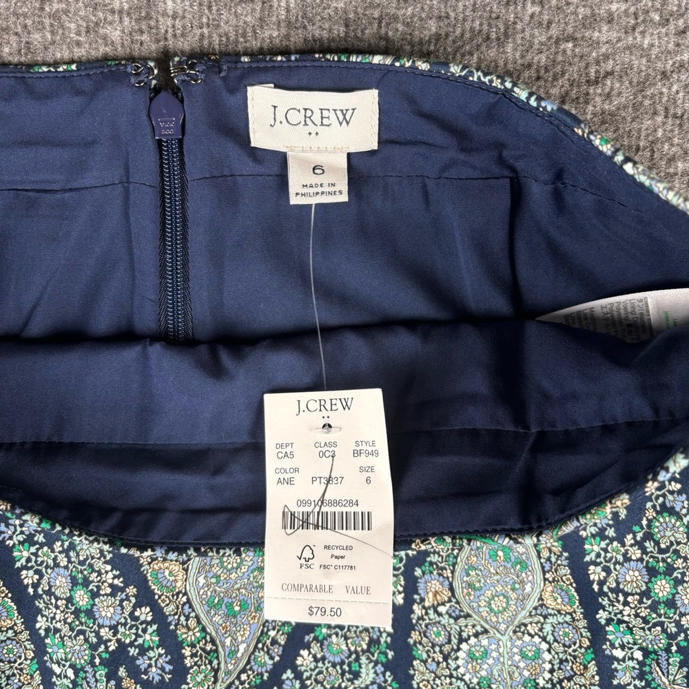J. Crew Paisley Pencil Skirt - Navy and Teal Size 6 - Picture 5 of 5